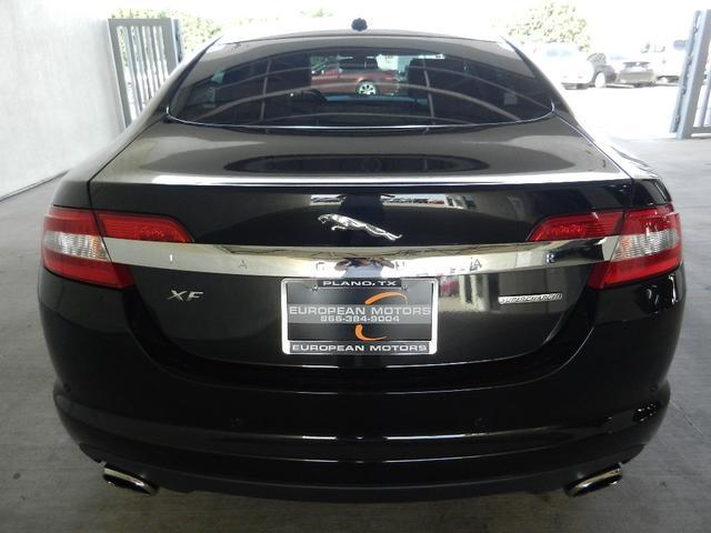 JAGUAR XF 2009 photo 3