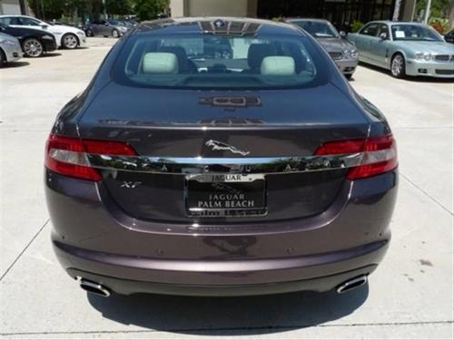 JAGUAR XF 2009 photo 1