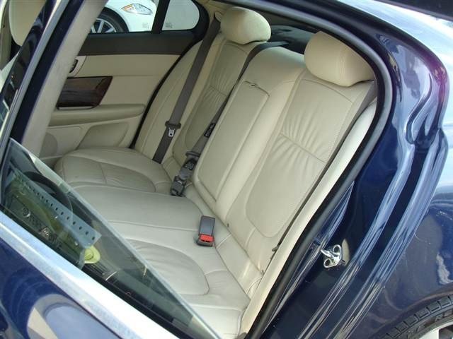 JAGUAR XF 2010 photo 5