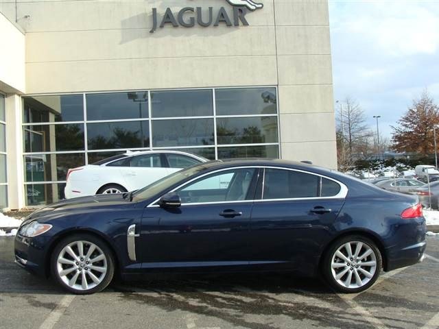 JAGUAR XF 2010 photo 1