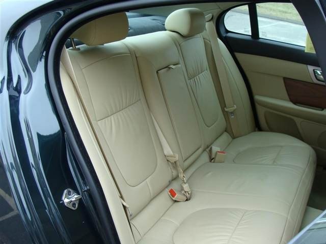 JAGUAR XF 2010 photo 5