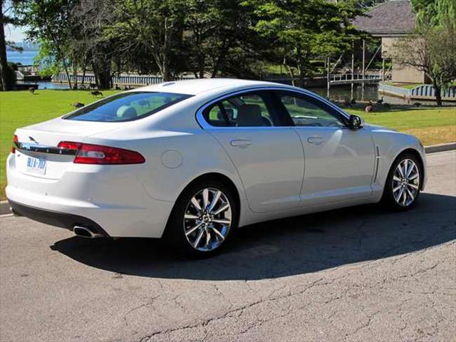 JAGUAR XF 2010 photo 1