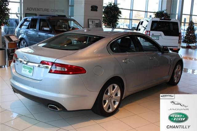 JAGUAR XF 2010 photo 3