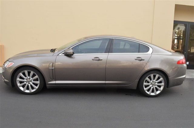 JAGUAR XF 2010 photo 5