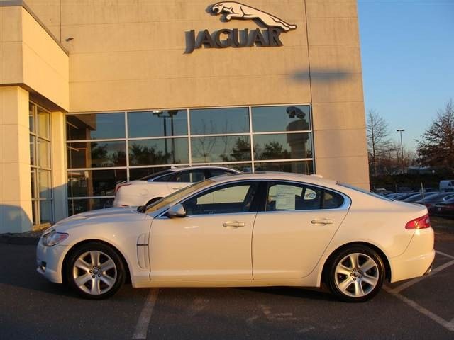 JAGUAR XF 2010 photo 1