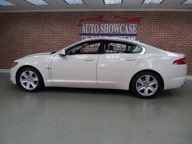JAGUAR XF 2010 photo 3