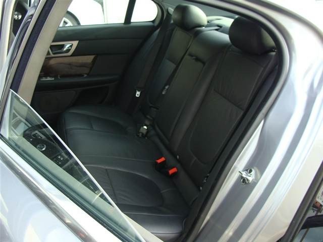 JAGUAR XF 2010 photo 5