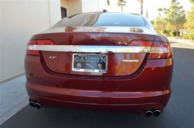 JAGUAR XF 2010 photo 3