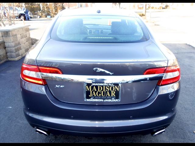 JAGUAR XF 2010 photo 4