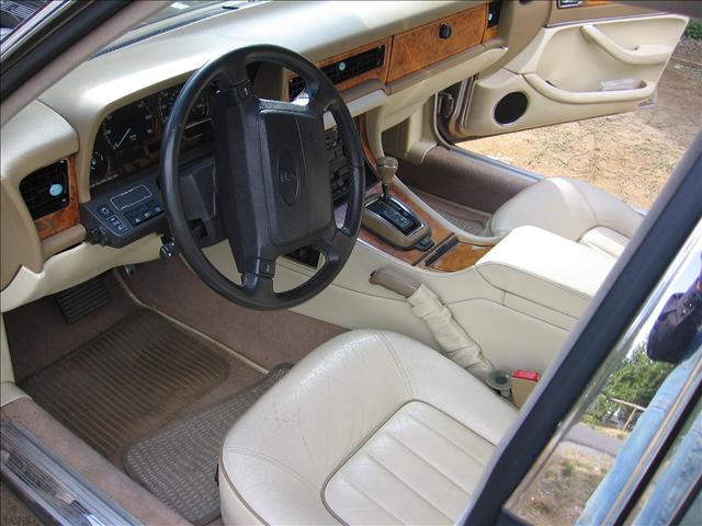 JAGUAR XJ12 1994 photo 3