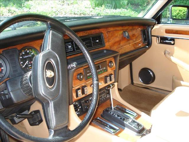 JAGUAR XJ6 1986 photo 5
