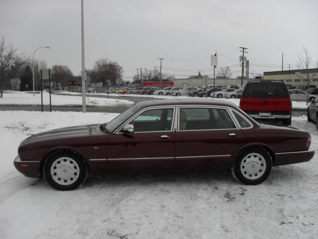 JAGUAR XJ8 1998 photo 1