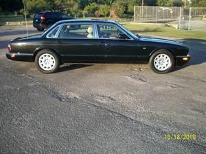 JAGUAR XJ8 1998 photo 1