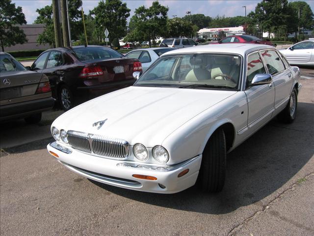 JAGUAR XJ8 Coupe Sedan