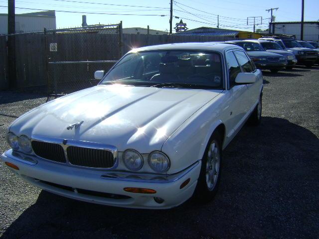 JAGUAR XJ8 1998 photo 2