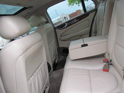 JAGUAR XJ8 2004 photo 4