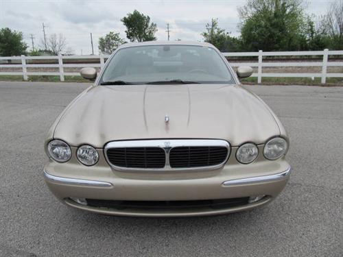 JAGUAR XJ8 2004 photo 5