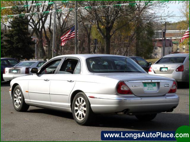 JAGUAR XJ8 2004 photo 1