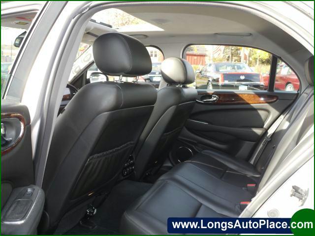 JAGUAR XJ8 2004 photo 5