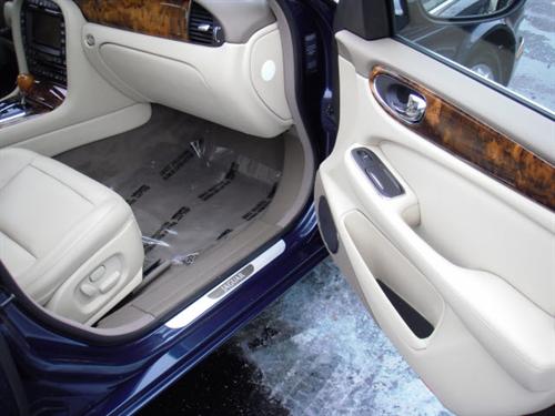 JAGUAR XJ8 2006 photo 2