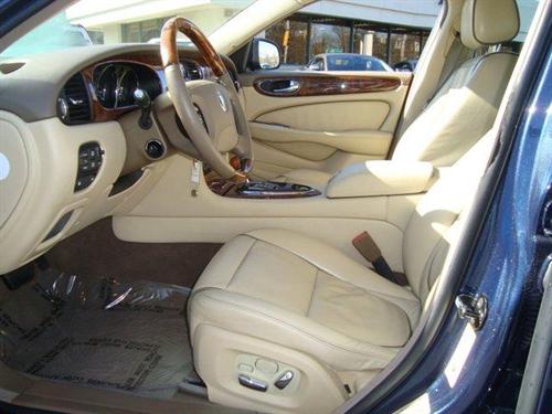JAGUAR XJ8 2008 photo 2