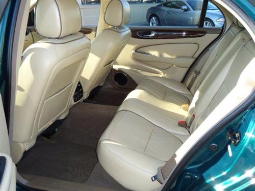 JAGUAR XJ8 2008 photo 3