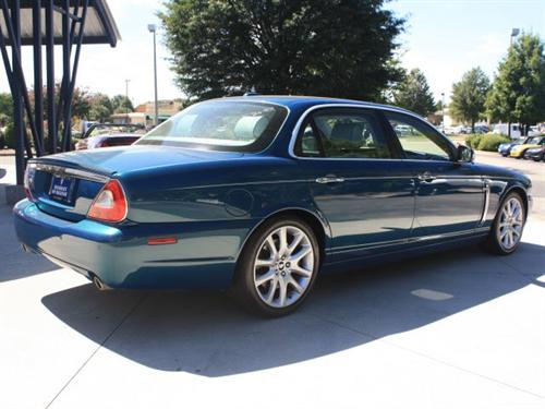 JAGUAR XJ8 2008 photo 1