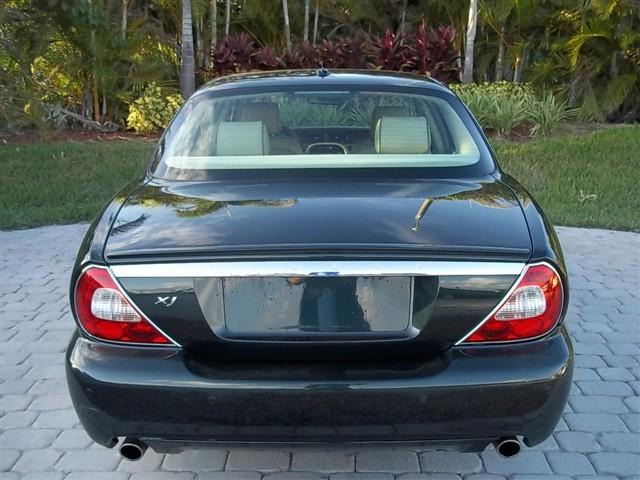 JAGUAR XJ8 2008 photo 4