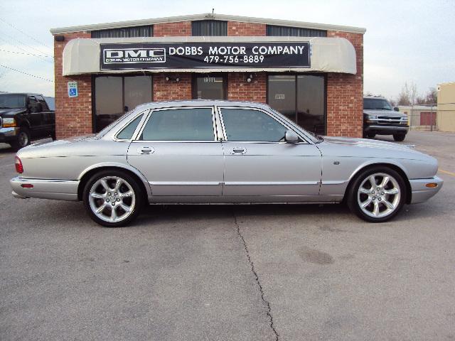 JAGUAR XJR Unknown Sedan