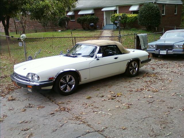 JAGUAR XJS Hd2500 Extcab Duramax Desiel 4 Convertible