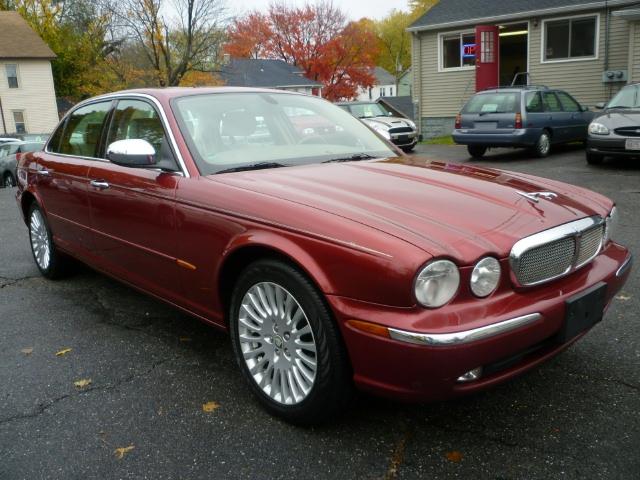 JAGUAR XJ Series Coupe Sedan