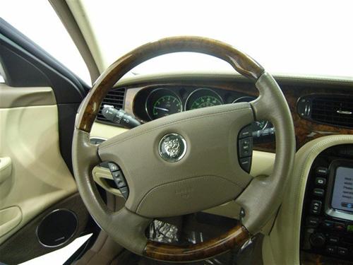 JAGUAR XJ Series 2006 photo 3