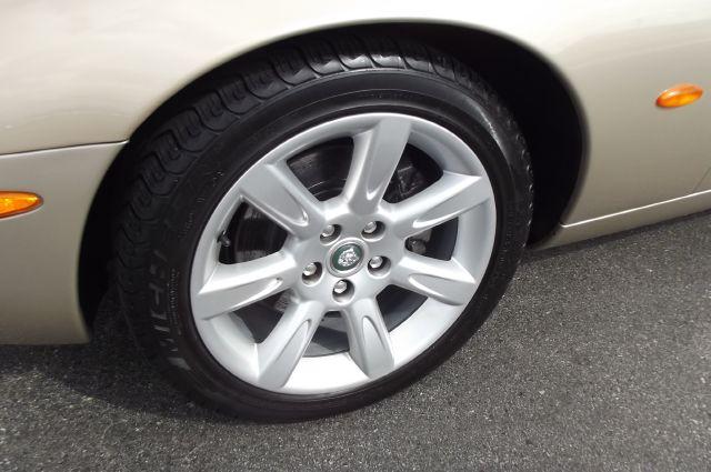 JAGUAR XK8 2003 photo 1