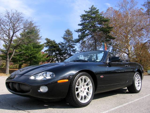 JAGUAR XKR 1.8T Quattro Convertible