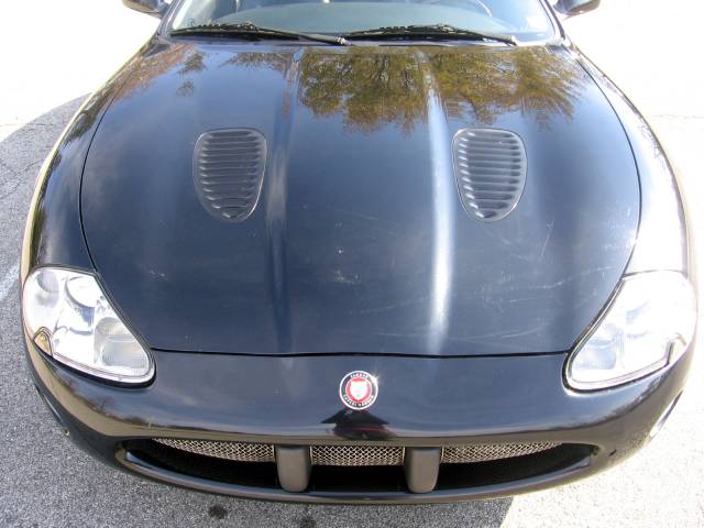 JAGUAR XKR 2002 photo 3