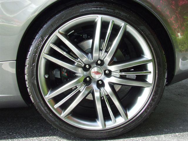 JAGUAR XKR Portfolio 2009 photo 1