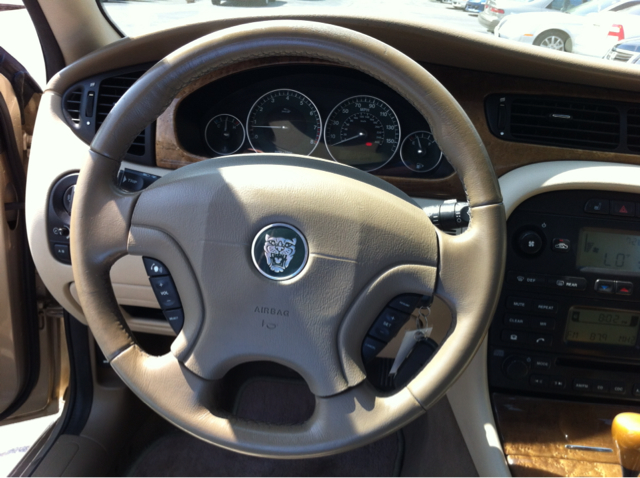 JAGUAR X-Type 2002 photo 19