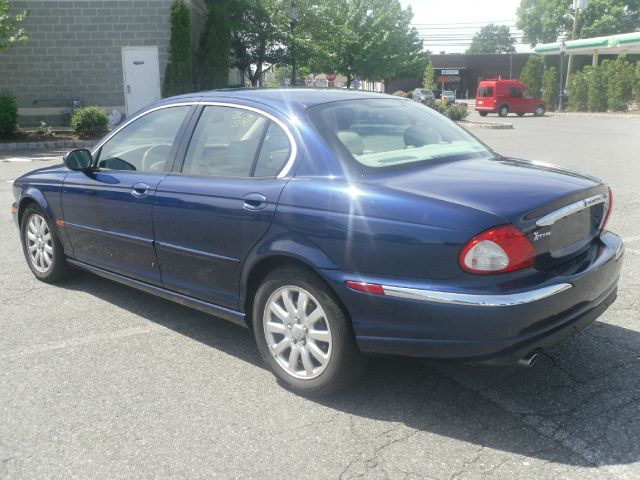 JAGUAR X-Type C230 1.8K Sedan