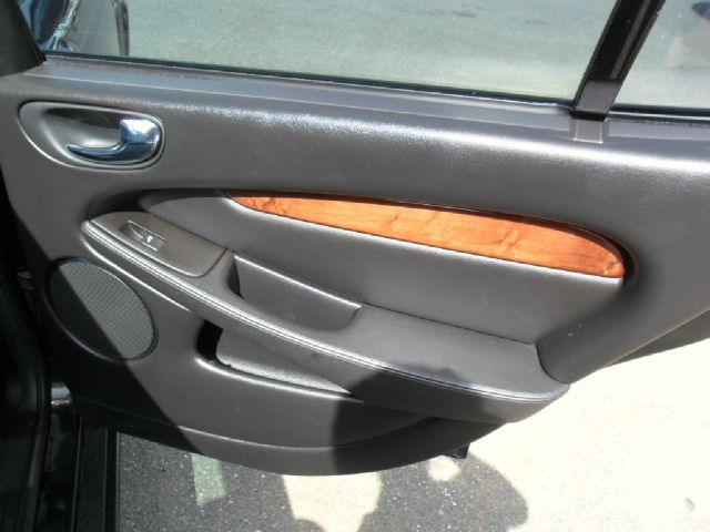 JAGUAR X-Type 2002 photo 17