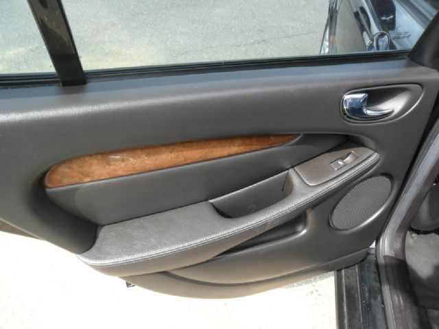 JAGUAR X-Type 2002 photo 23