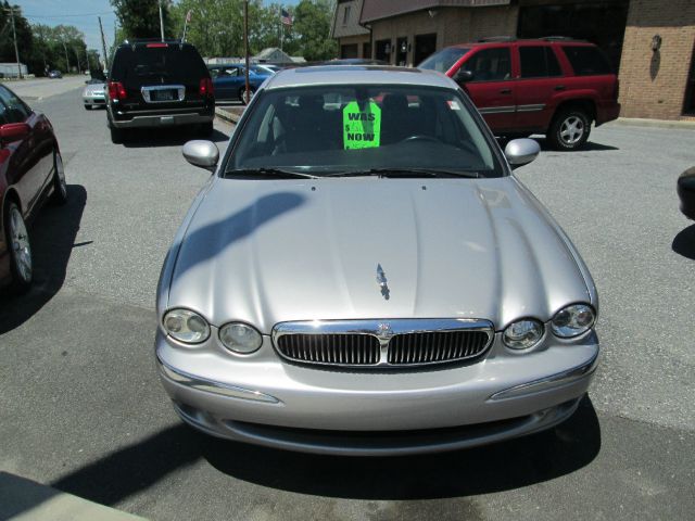 JAGUAR X-Type C230 1.8K Sedan