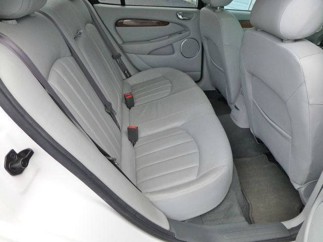 JAGUAR X-Type 2002 photo 11