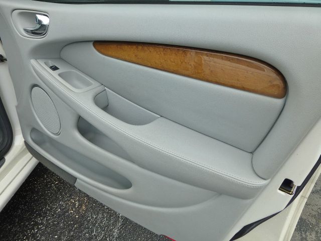 JAGUAR X-Type 2002 photo 34