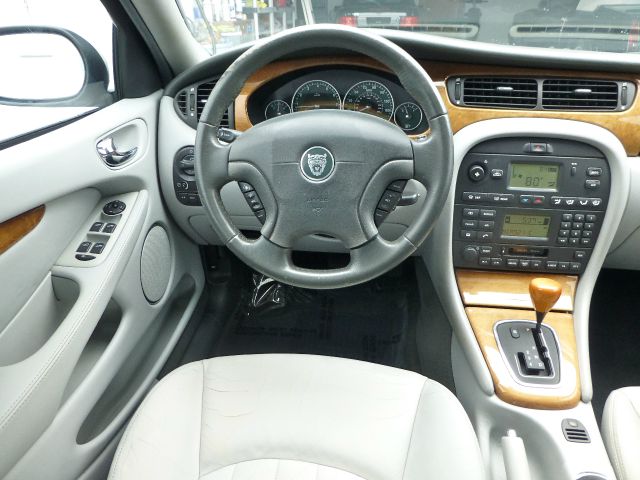 JAGUAR X-Type 2002 photo 8