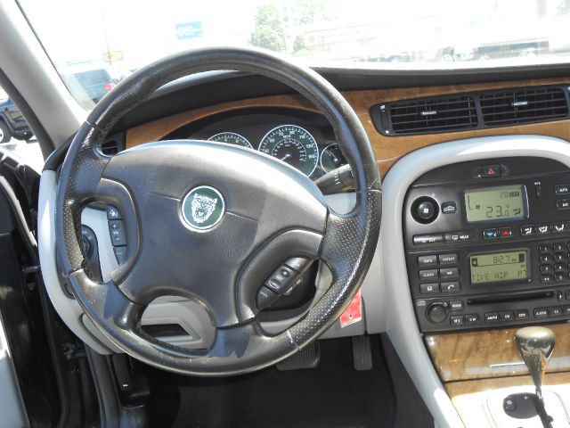 JAGUAR X-Type 2003 photo 17