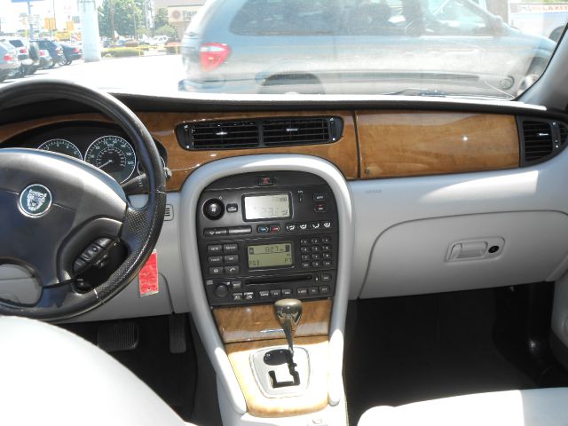 JAGUAR X-Type 2003 photo 4