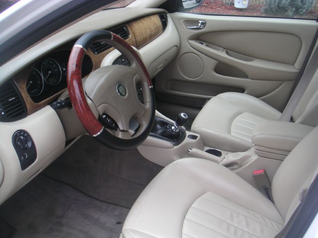 JAGUAR X-Type 2003 photo 2