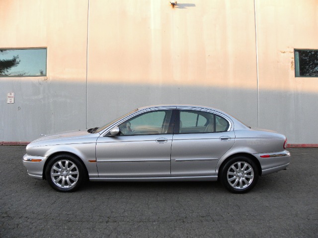 JAGUAR X-Type 4dr 114 WB Convenience AWD Sedan