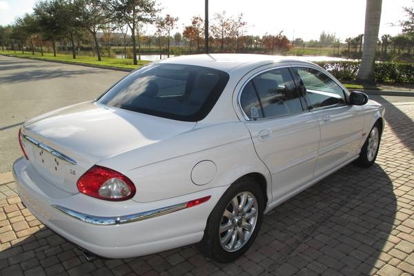 JAGUAR X-Type 2003 photo 4