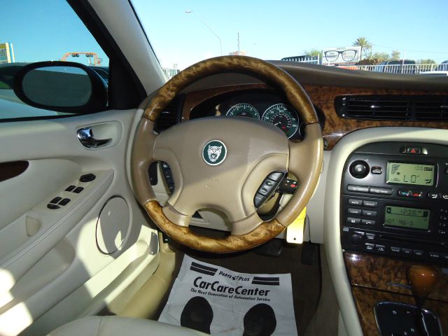 JAGUAR X-Type 2003 photo 9